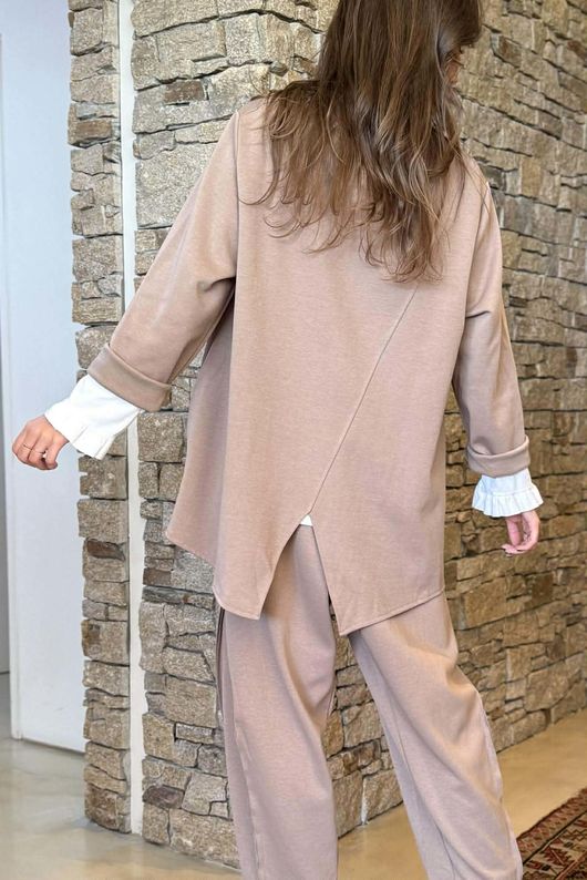 Sola Smart Tech Split Back Peplum Top Mocha /15=